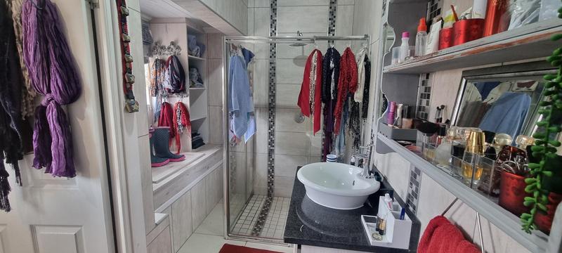 3 Bedroom Property for Sale in Reebok Western Cape